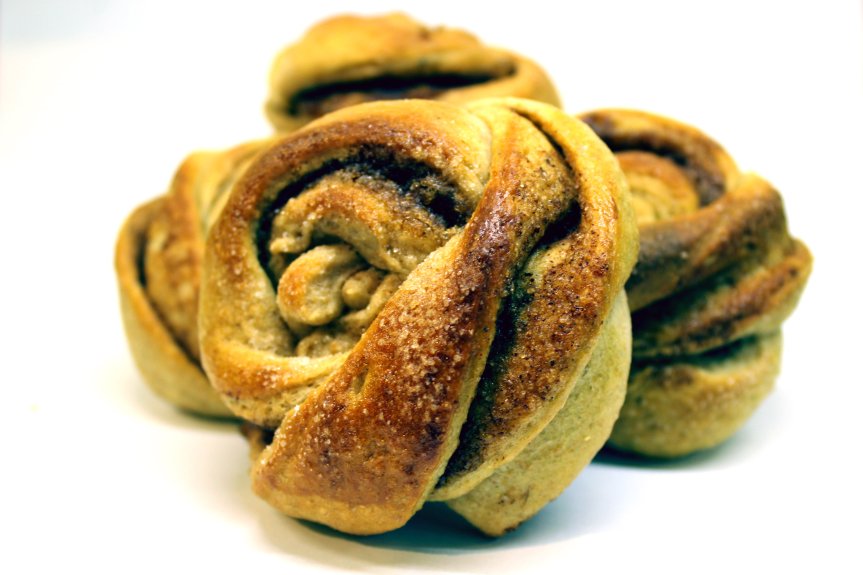 Kardamomos-fahéjas svéd tekercs